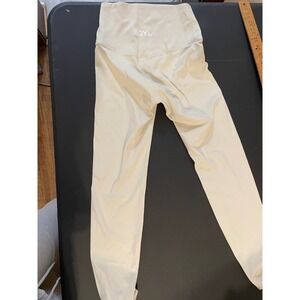 EQYL Cream High Waisted Seamless Leggings Womens Size M Activewear